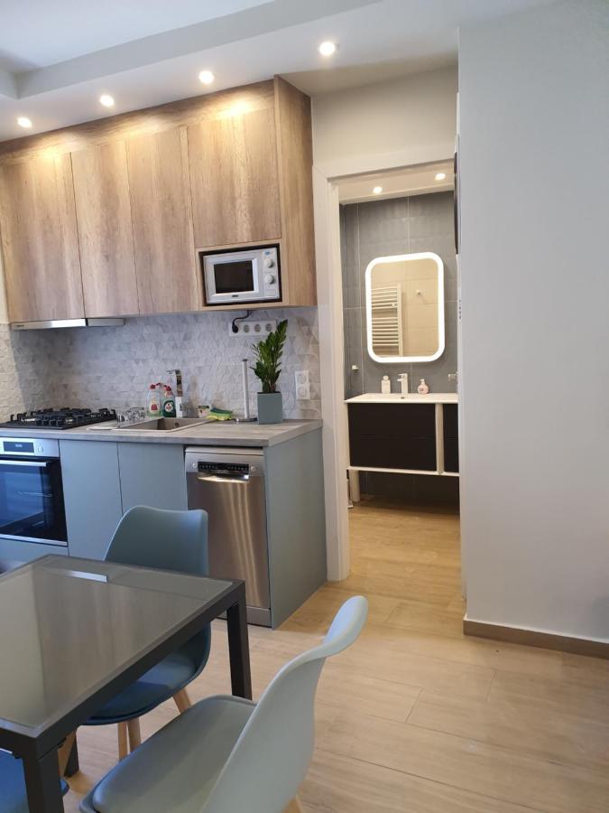 Tony'S Suite With Parking 雅典 外观 照片