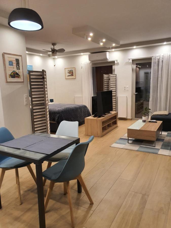 Tony'S Suite With Parking 雅典 外观 照片