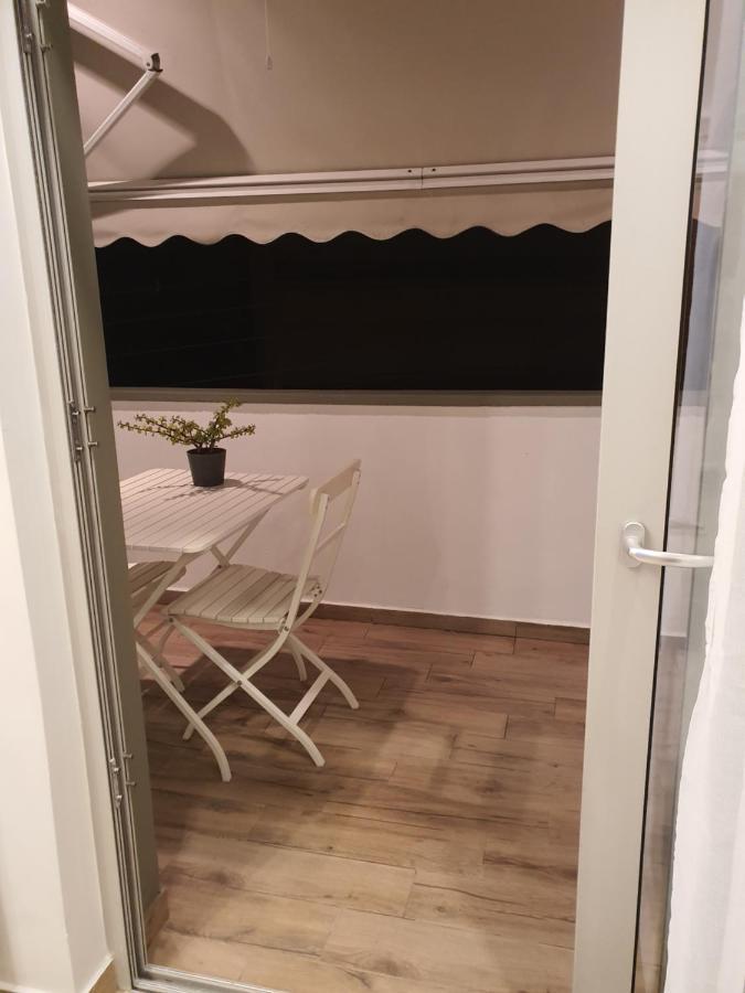 Tony'S Suite With Parking 雅典 外观 照片