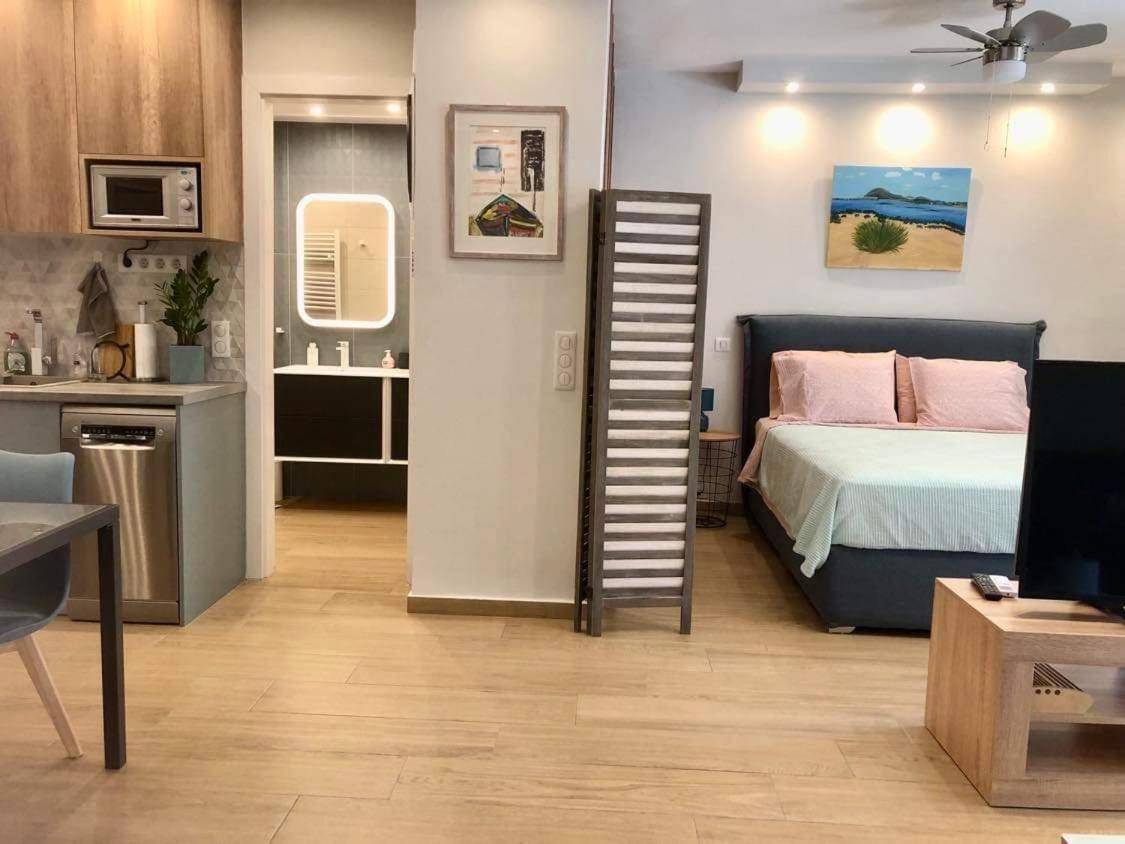 Tony'S Suite With Parking 雅典 外观 照片